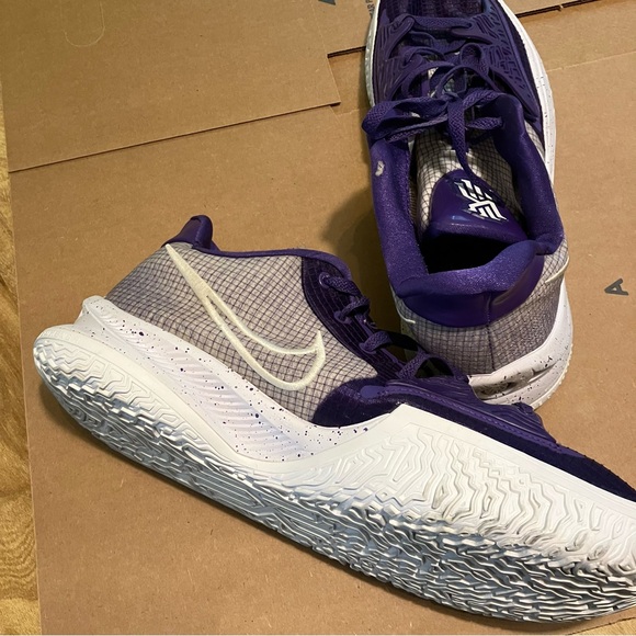Nike Kyrie Low 4 TB Promo Field Purple/White DM5041-500 Men’s Size 15 No Insole - Picture 5 of 9